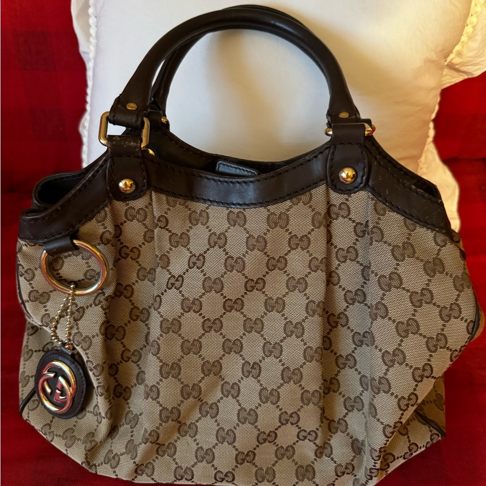 Authentic GUCCI Sulky Tote! GUC